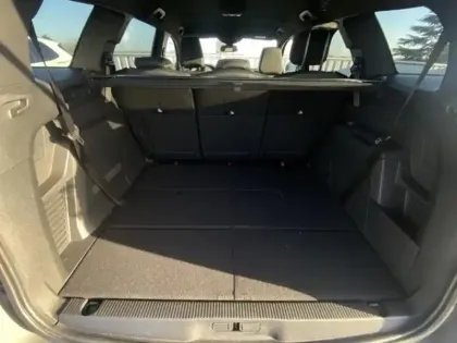 Photo 7 Peugeot 5008  Hybrid 136ch Allure Pack e-DCS6