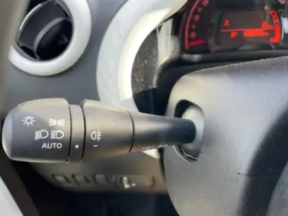 Photo 12 Renault Twingo  1.0 SCe 65ch Equilibre