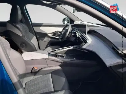 Photo 19 Peugeot 3008  1.2 Hybrid 145ch GT e-DCS6