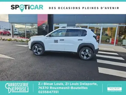 Photo 7 Fiat Grande Panda  1.2 Hybrid Turbo 110ch La Prima eDCT6