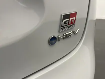 Photo 28 Toyota Yaris Hybride 1.5 HYBRID 130H GR SPORT TECHNO