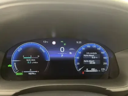 Photo 22 Toyota Yaris Hybride 1.5 HYBRID 130H GR SPORT TECHNO