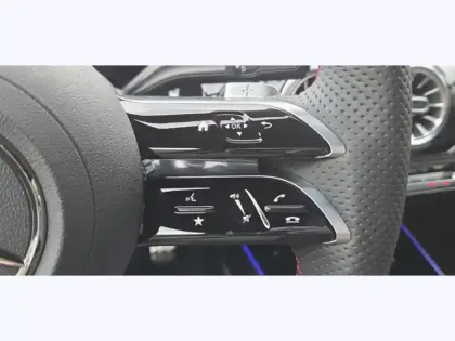 Photo 18 Mercedes Classe B 180 d AMG Line