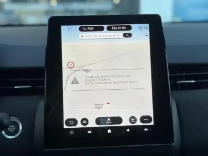 Photo 5 Renault Clio V Esprit Alpine E-Tech full hyb 145 -25b