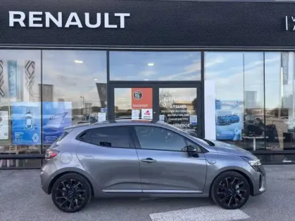 Photo 15 Renault Clio V Esprit Alpine E-Tech full hyb 145 -25b