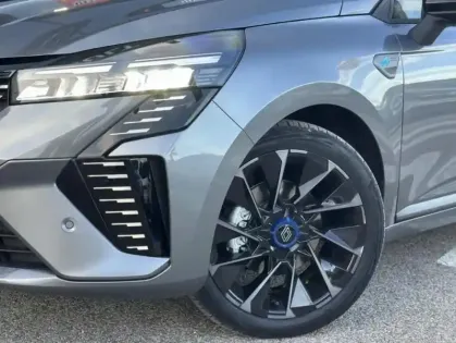 Photo 28 Renault Clio V Esprit Alpine E-Tech full hyb 145 -25b