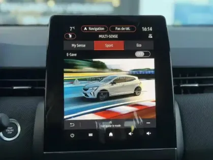 Photo 9 Renault Clio V Esprit Alpine E-Tech full hyb 145 -25b