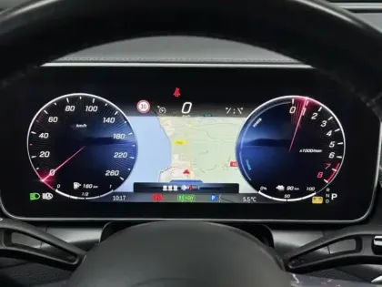 Photo 30 Mercedes Classe GLC SUV 300 e Hybrid EQ 4MATIC AMG Line H