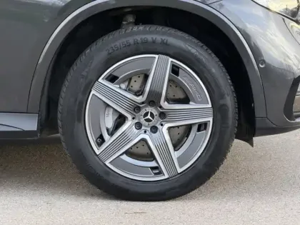 Photo 10 Mercedes Classe GLC SUV 300 e Hybrid EQ 4MATIC AMG Line H