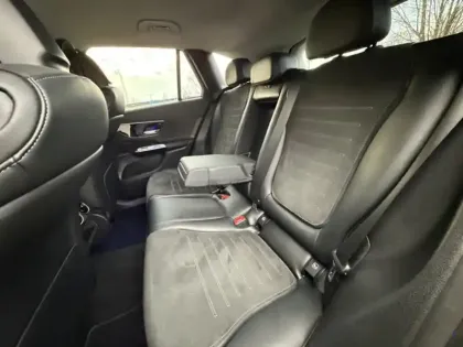 Photo 23 Mercedes Classe GLC SUV 300 e Hybrid EQ 4MATIC AMG Line H