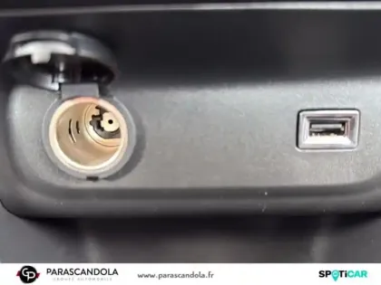 Photo 13 Citroën C3  1.2 PureTech 83ch S&S Feel Pack