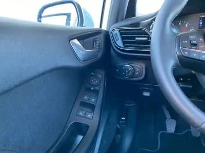 Photo 5 Ford Fiesta 1.0 Flexifuel 95ch Titanium Business 5p