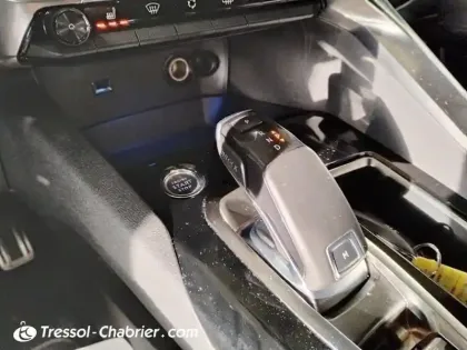 Photo 23 Peugeot 3008  Puretech 180ch S&S EAT8 Crossway