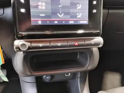 Photo 12 Citroën C3  PureTech 83 S&S BVM5 Shine