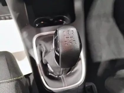 Photo 23 Citroën C3  PureTech 83 S&S BVM5 Shine