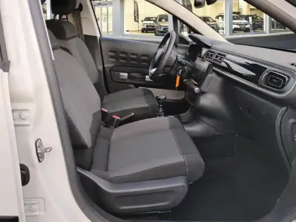 Photo 8 Citroën C3  PureTech 110 S&S BVM6 Shine