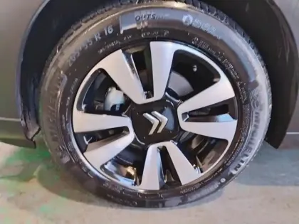 Photo 14 Citroën C3  PureTech 83 S&S BVM5 Shine