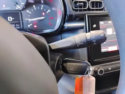 Photo 17 Citroën C3  PureTech 83 S&S BVM5 Shine