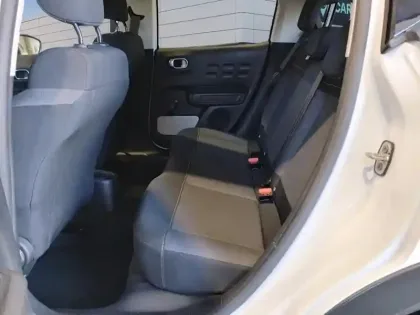 Photo 22 Citroën C3  PureTech 83 S&S BVM5 Shine