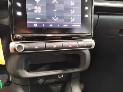 Photo 12 Citroën C3 Gén. III Ph2 Shine 5