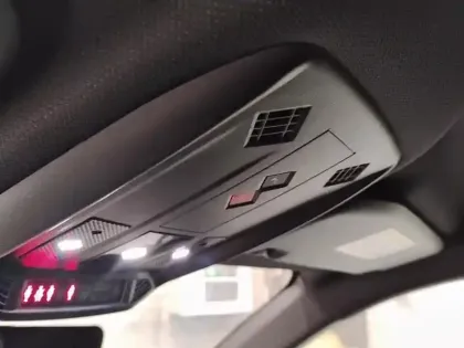 Photo 24 DS DS 3 DS3 Crossback PureTech 130 EAT8 Performance Line+