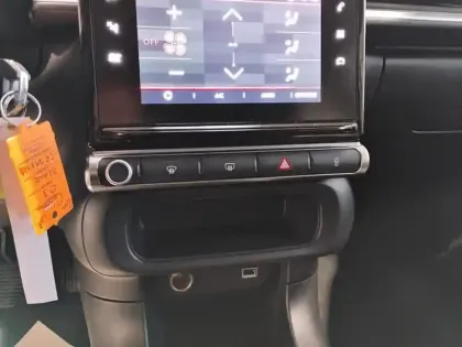 Photo 12 Citroën C3  PureTech 83 ch BVM5 Max