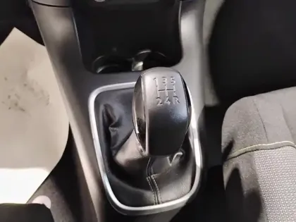 Photo 23 Citroën C3  PureTech 83 ch BVM5 Max