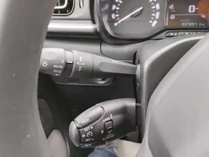 Photo 16 Citroën C3  PureTech 110 S&S BVM6 Shine