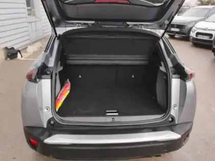 Photo 7 Peugeot 2008  PureTech 100 S&S BVM6 Style