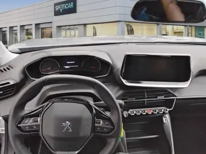 Photo 9 Peugeot 2008  PureTech 100 S&S BVM6 Style