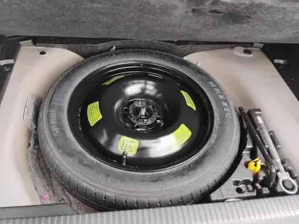 Photo 26 Peugeot 2008  PureTech 100 S&S BVM6 Style