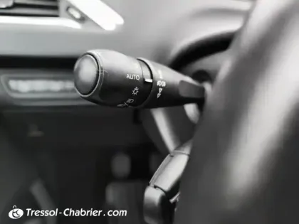 Photo 17 Peugeot 2008  PureTech 82ch BVM5 Style