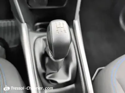 Photo 23 Peugeot 2008  PureTech 82ch BVM5 Style