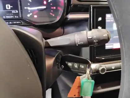 Photo 17 Citroën C3  PureTech 83 S&S BVM5 Shine