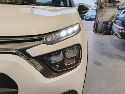 Photo 13 Citroën C3  PureTech 83 S&S BVM5 Shine