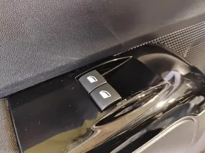 Photo 19 Citroën C3  PureTech 83 S&S BVM5 Shine