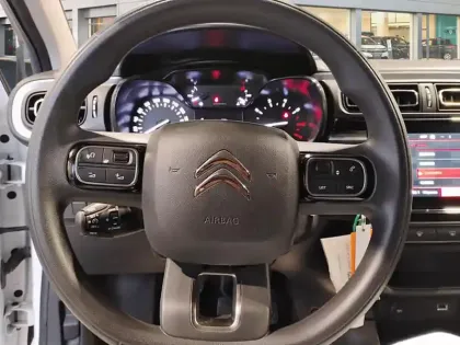 Photo 11 Citroën C3  PureTech 83 S&S BVM5 Shine