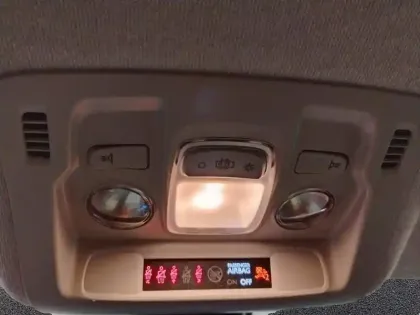 Photo 24 Citroën C3  PureTech 110 S&S EAT6 Shine