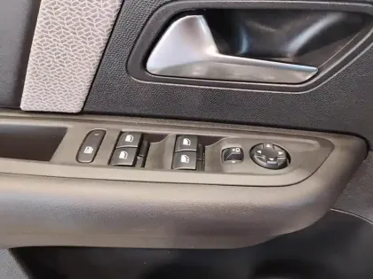 Photo 19 Citroën C4 Gén. III Ph1 Shine Pack 5