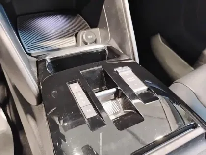 Photo 23 Citroën C4 Gén. III Ph1 Shine Pack 5