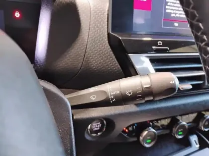 Photo 17 Citroën C4 Gén. III Ph1 Shine Pack 5