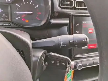 Photo 17 Citroën C3  PureTech 110 S&S BVM6 Shine