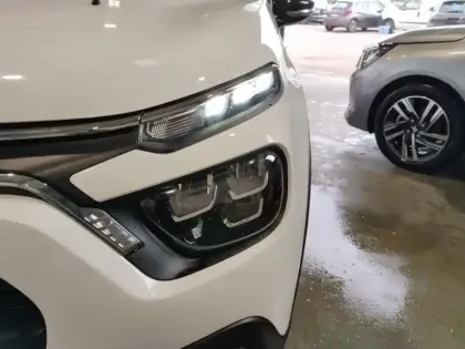 Photo 13 Citroën C3  PureTech 83 S&S BVM5 Shine