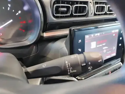 Photo 17 Citroën C3  PureTech 83 S&S BVM5 Shine