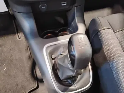 Photo 23 Citroën C3  PureTech 83 S&S BVM5 Shine