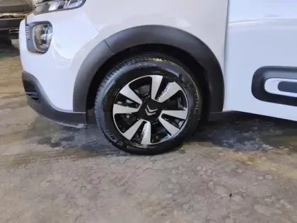 Photo 14 Citroën C3  PureTech 83 S&S BVM5 Shine