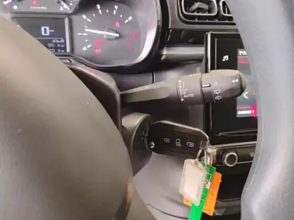 Photo 17 Citroën C3  PureTech 83 S&S BVM5 Shine