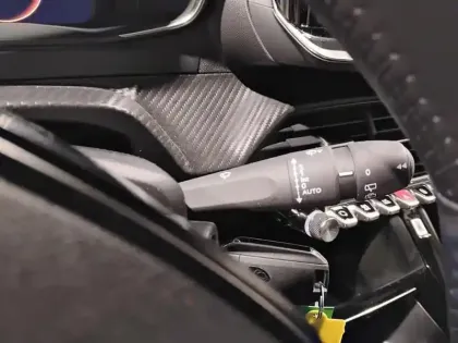 Photo 17 Peugeot 2008  PureTech 100 S&S BVM6 Allure