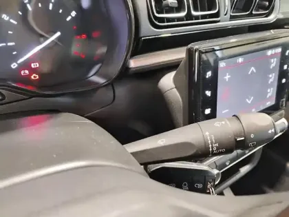 Photo 17 Citroën C3  PureTech 83 S&S BVM5 Shine