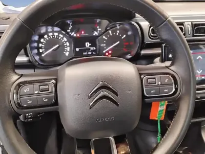 Photo 11 Citroën C3  PureTech 83 S&S BVM5 Shine